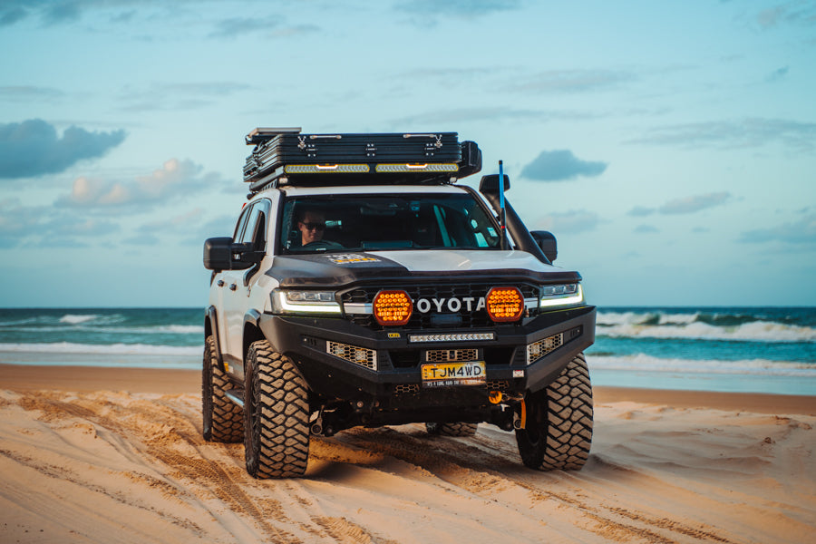 LAND CRUISER 300 SERIES FLARE KIT WITH MUDFLAPS (FULL-SET) - WF300MF